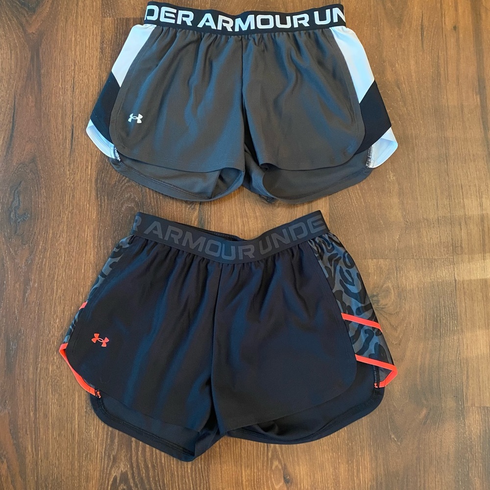 Ladies Under Armour Shorts Size Small